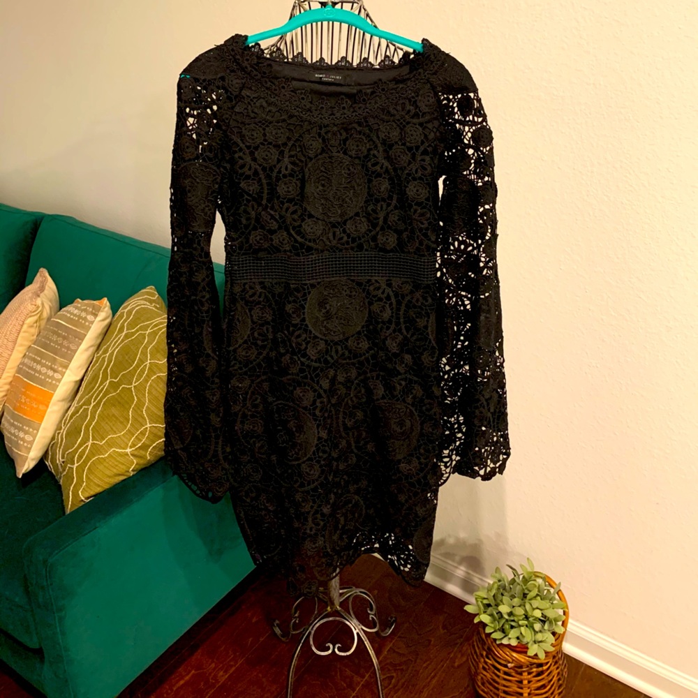 Black lace LS dress by Romeo & Juliet